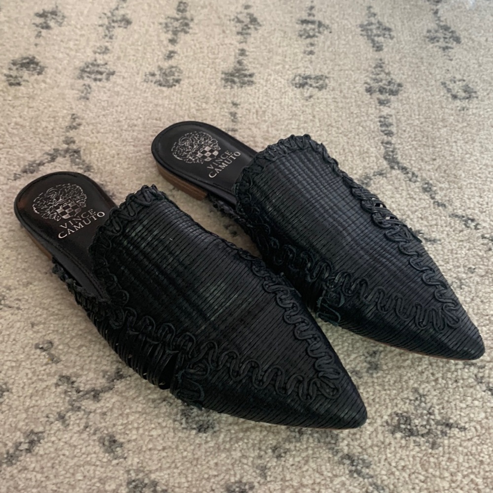Vince Camuto black mule size 8.5
